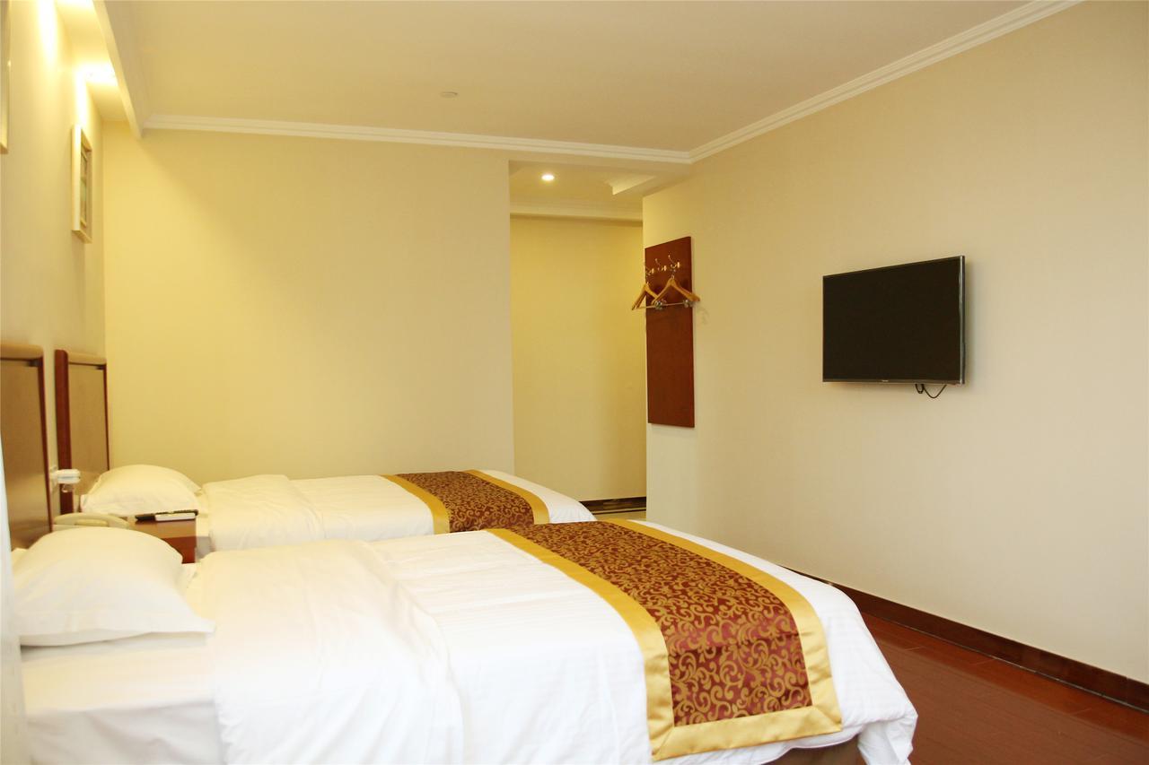 Greentree Alliance Inner Mongolia Autonomous Region Xilinhot Beizi Temple Street Hotel Bagian luar foto