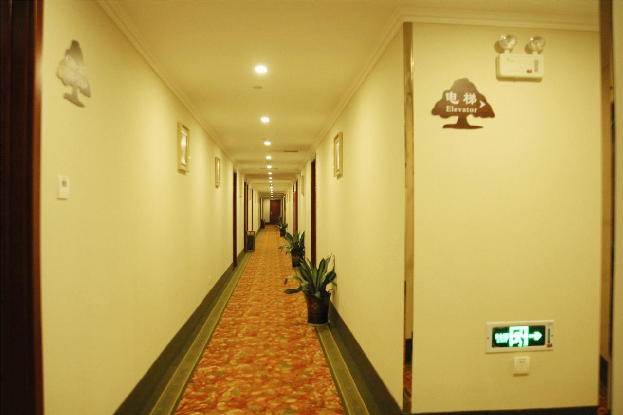 Greentree Alliance Inner Mongolia Autonomous Region Xilinhot Beizi Temple Street Hotel Bagian luar foto