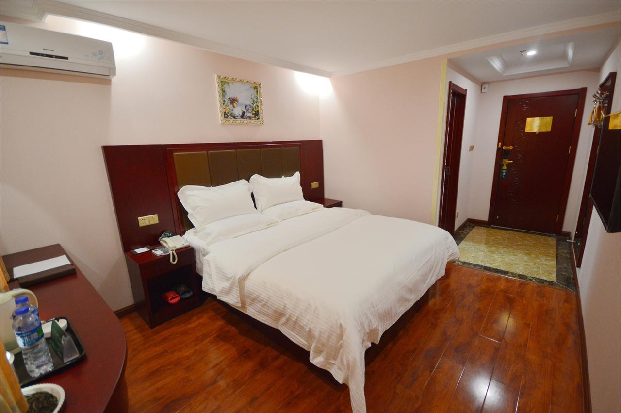 Greentree Alliance Inner Mongolia Autonomous Region Xilinhot Beizi Temple Street Hotel Bagian luar foto